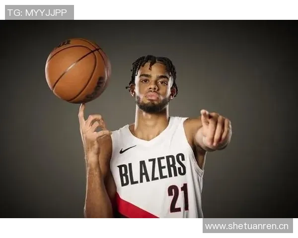 开拓者二将乐福与吕佩尔合计18投仅中5表现不佳正负值均为负数