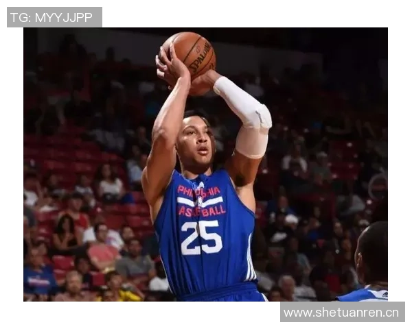 赛季至今仅四人场均得分19分以上并抓下12个篮板命中率超50解析